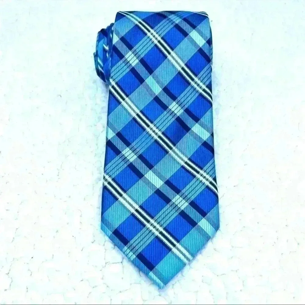 Nautica Blue‎ & White Checkered Plaid Mens 100% Silk Necktie